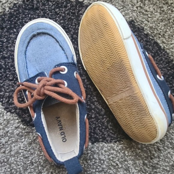 Old Navy Toddler Size 6 Boat Shoes - Picture 2 of 2